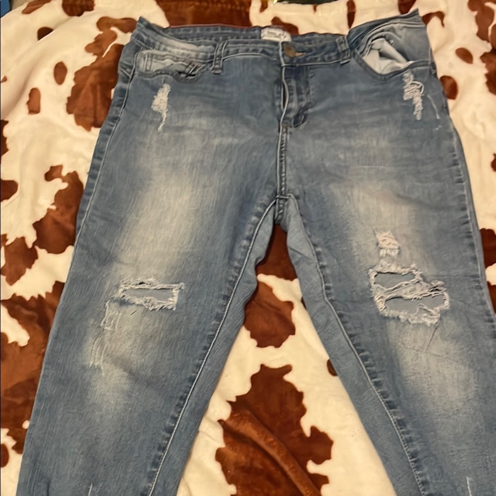 GOGO Blue Boyfriend Distressed Jeans